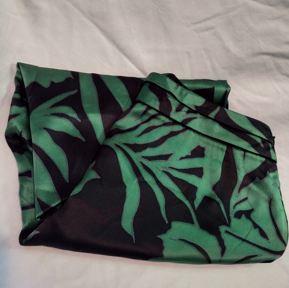 Armani Collezioni silk skirt size 8